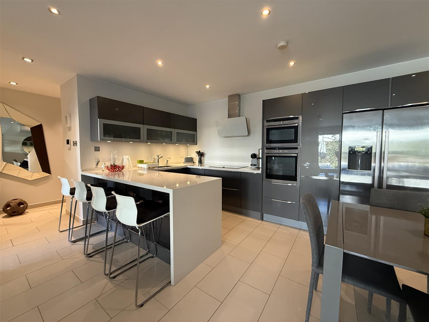 Image of Apartment - 2 Bedrooms - 2 Bathrooms for Rental in Ocean Village-Gibraltar, Image 6